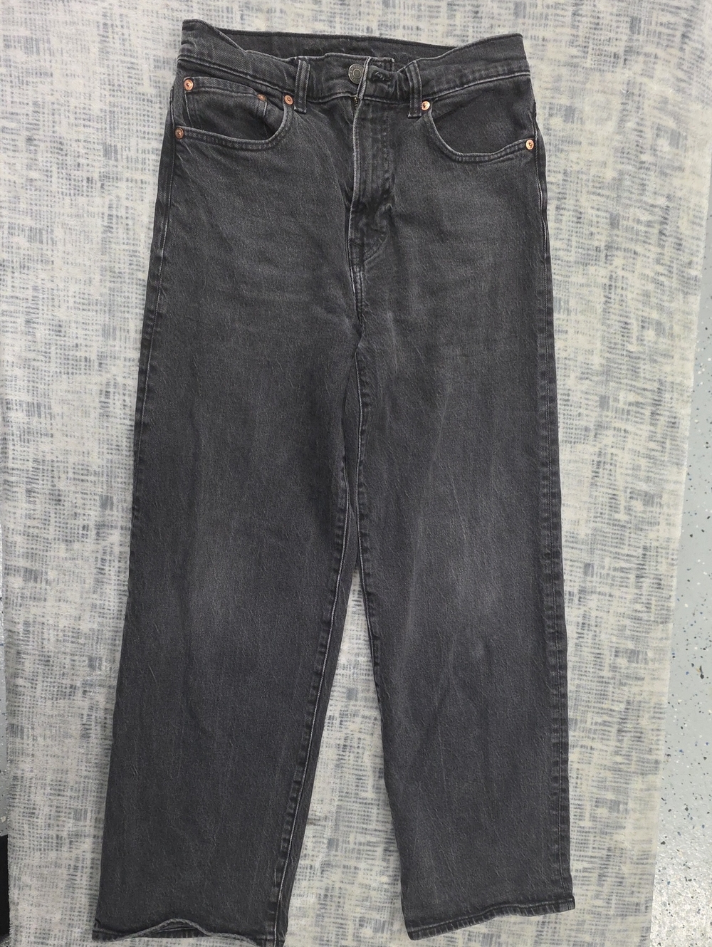 American Eagle Outfitters Men's Washed Black Relaxed Jeans